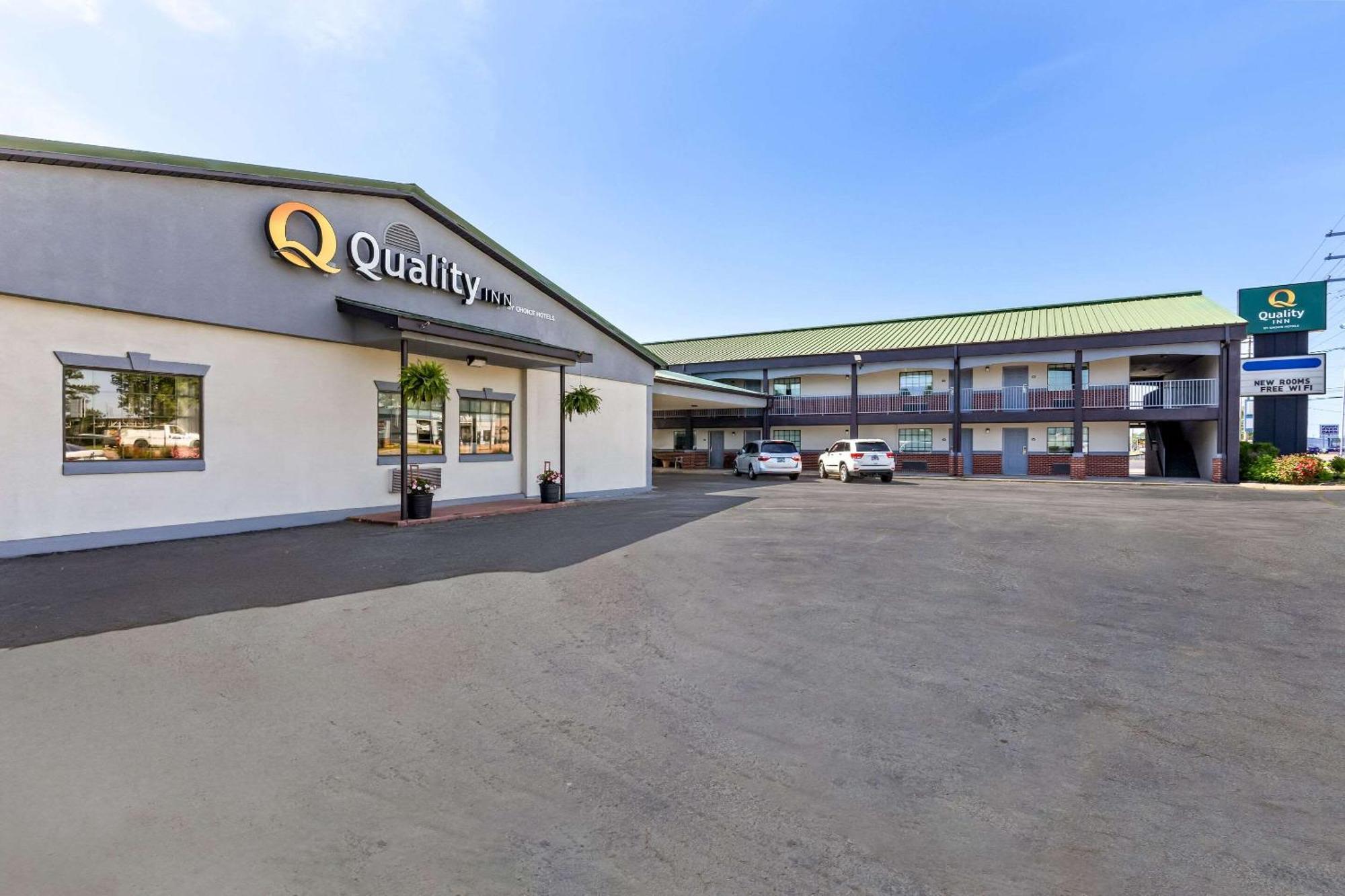 Quality Inn Lawrenceburg Eksteriør billede