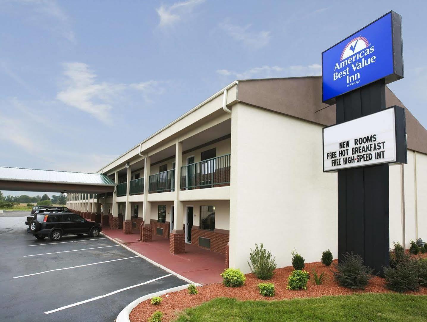 Quality Inn Lawrenceburg Eksteriør billede